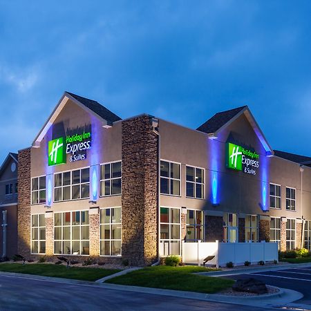 Holiday Inn Express & Suites Rapid City By Ihg Exterior foto